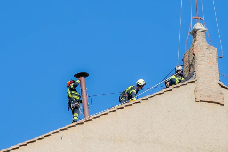 sistinechapelchimney1050225