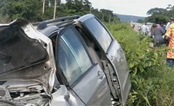 AUTO-CRASH