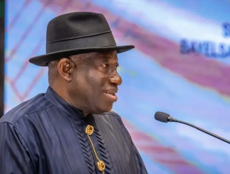 Goodluck-Jonathan-Okay-ng-1-860x656-1
