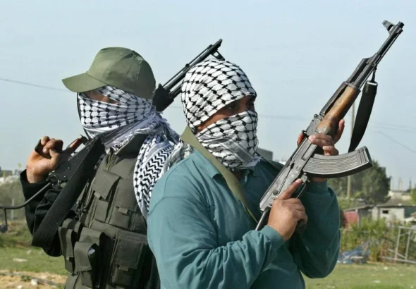gunmen-e1424907990566-1-1024x691.jpg