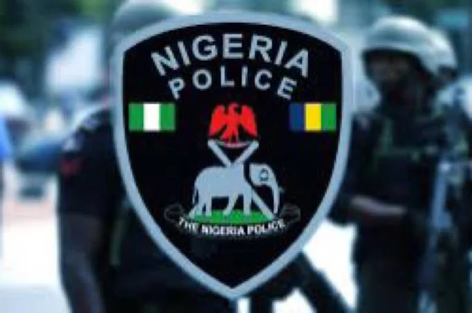 Policeee_1787069263