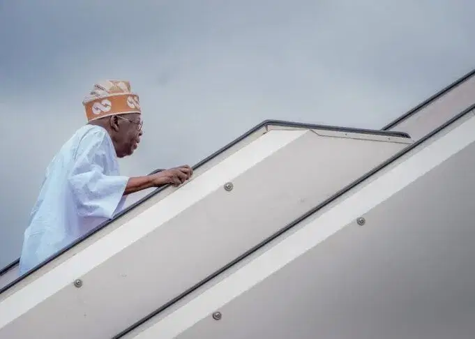 Tinubu-jet